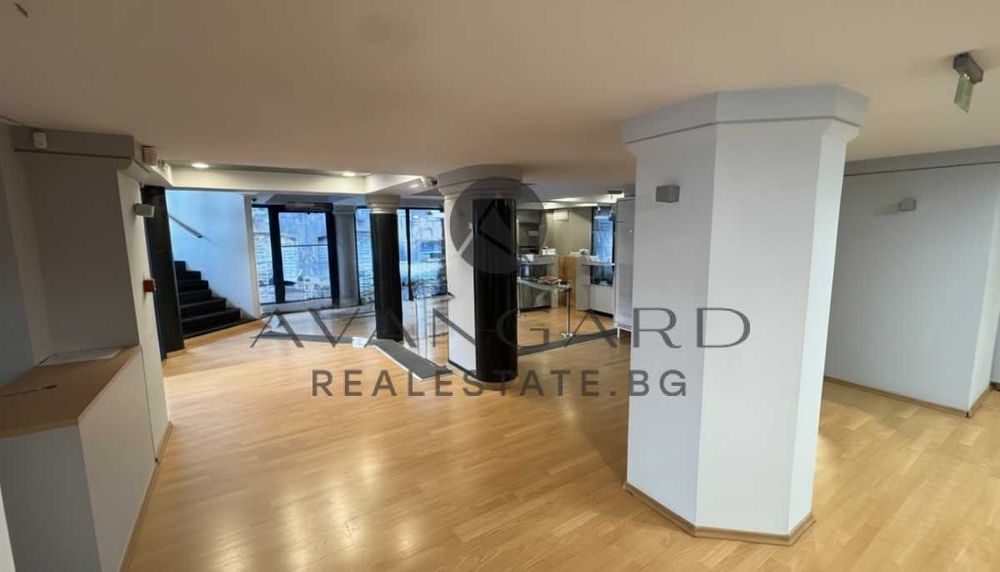 оф.24831 Административна сграда/ Суперцентър