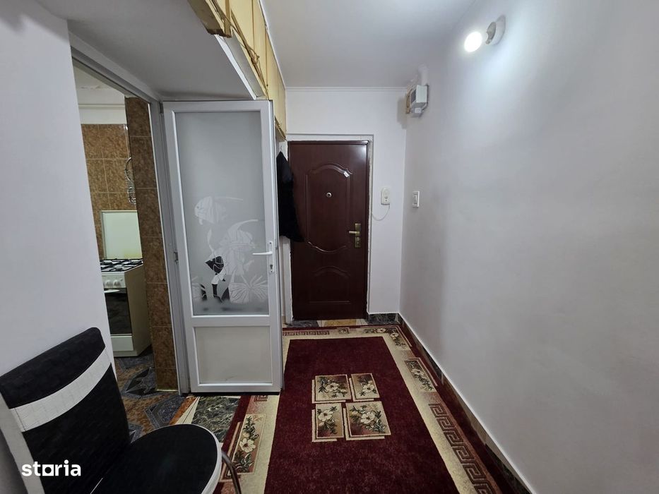 Apartament 2 camere, etaj 1, Pitesti, Arges - zona Banat