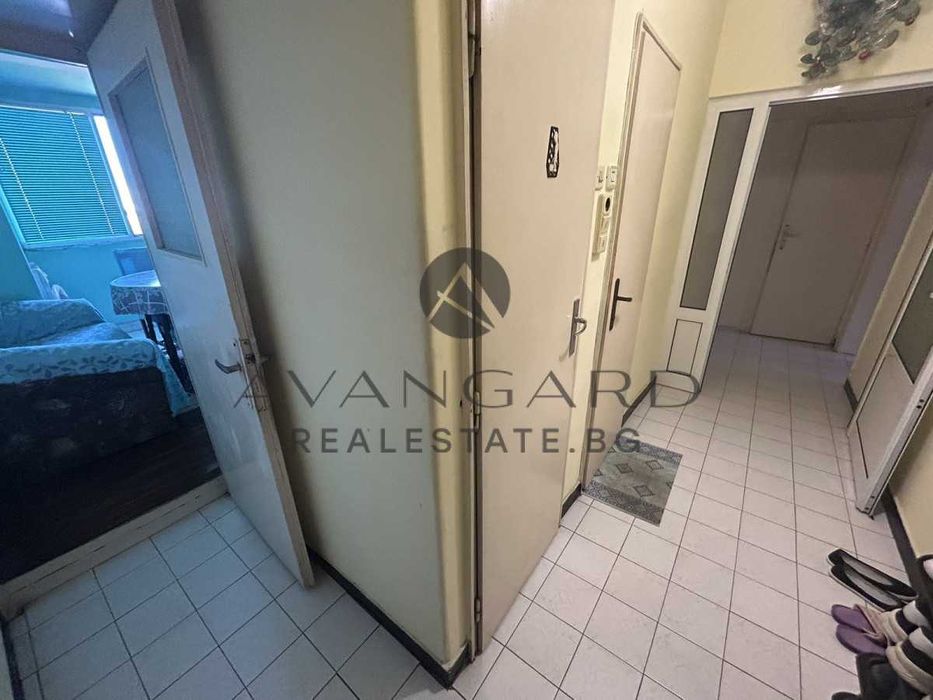 Продава се Двустаен апартамент в Пловдив, Христо Смирненски - 61 кв.м за 1951 €/кв.м - Снимка #8