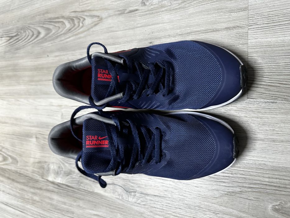 Кроссовки nike оригинал 37,5