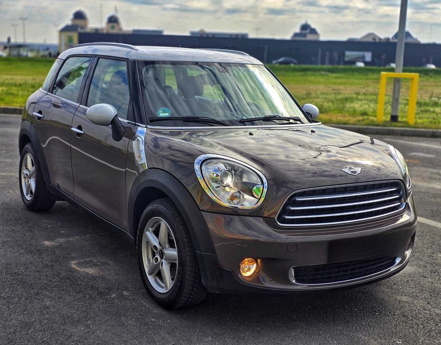 Vand MINI Countryman D R60 - automatic