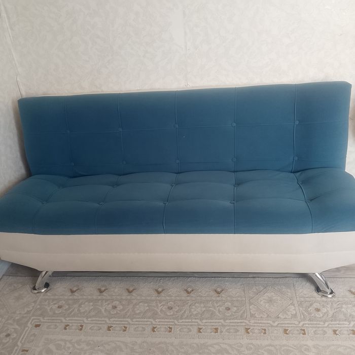 Продам диван новый