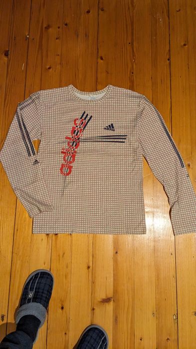 Дрехи суичери блузи пуловери