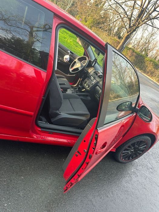VOLKSWAGEN Golf 2004 — imagine 7