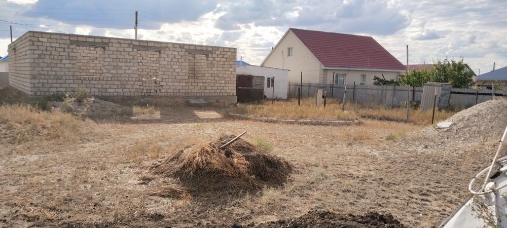 Продается дом с участком