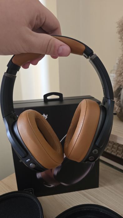 Vând căști Skullcandy crusher ANC