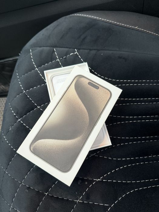 Айфон 15  про 256. Юмкос 86 свет титан