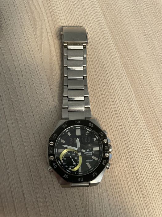 Продам часы Casio Edifice