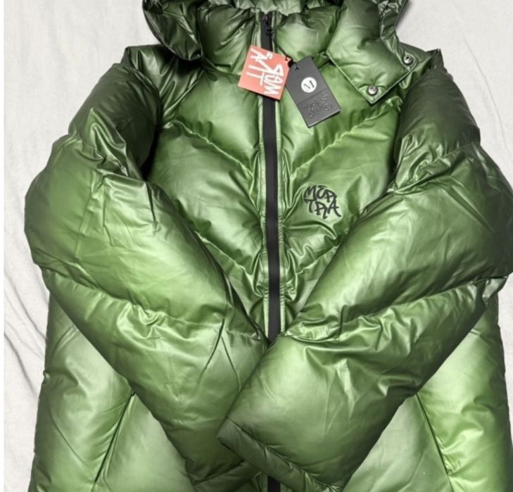 Mertra Heat Reactive Puffer Jacket в зеленом цвете (Army),