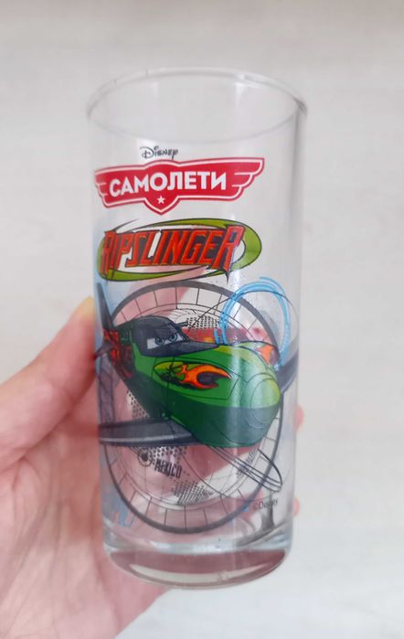 Стъклени чаши "Самолетите" и "Frozen"