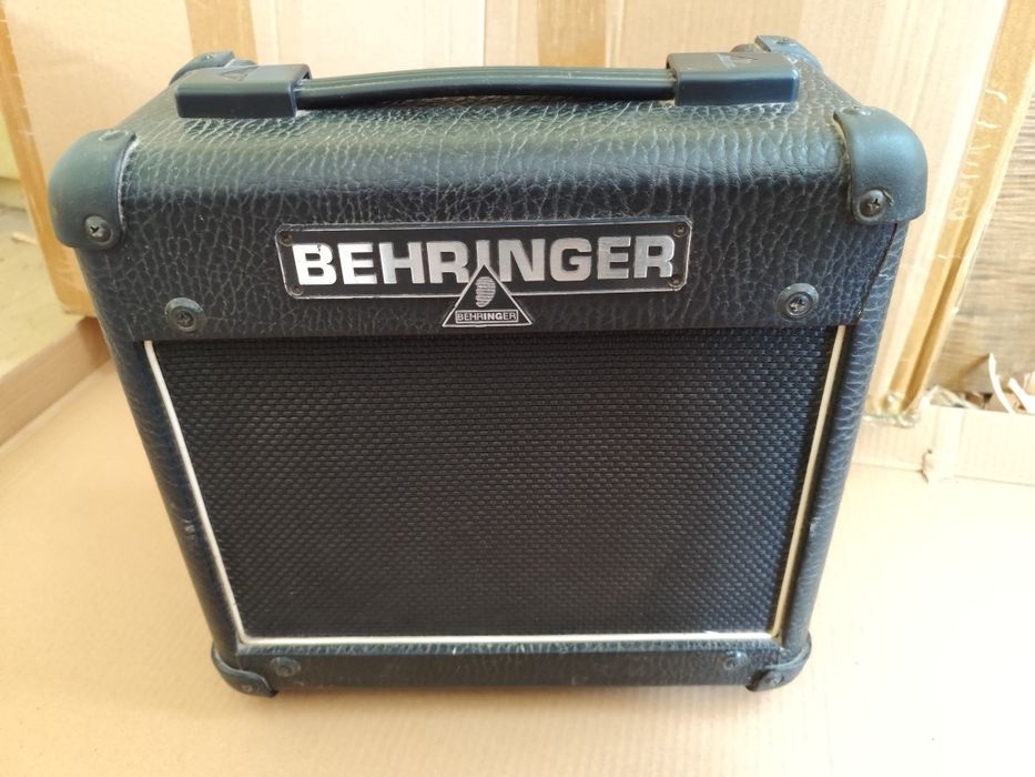 Combo Behringer 15w