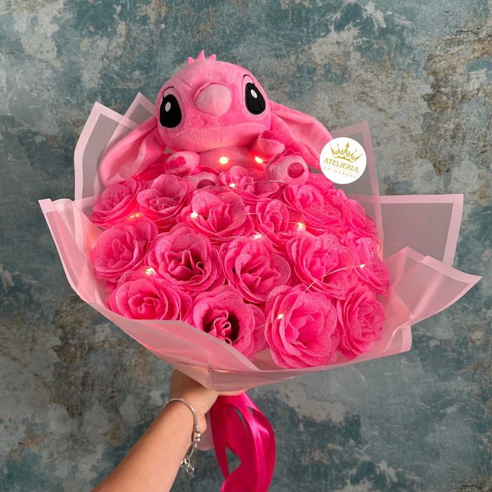 Buchete de flori cu stitch | Livrare oriunde 24h