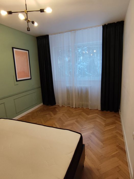 apartament 2 camere semidecomandat de vanzare