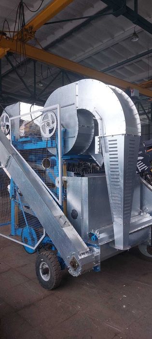 ОВС-25 (М-Р)Ц Очиститель Вороха самопередвижной Россия