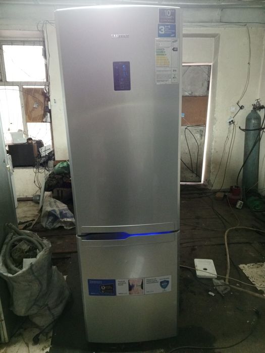 Samsung vazdushni    madel