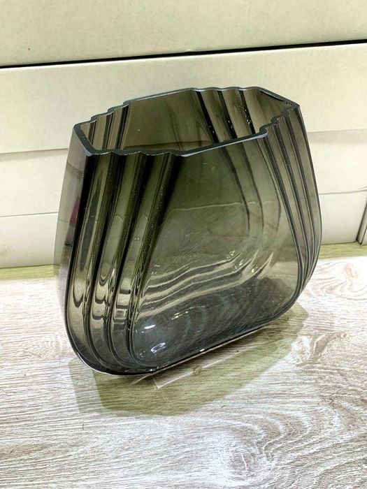 Ваза для цветов — для декора