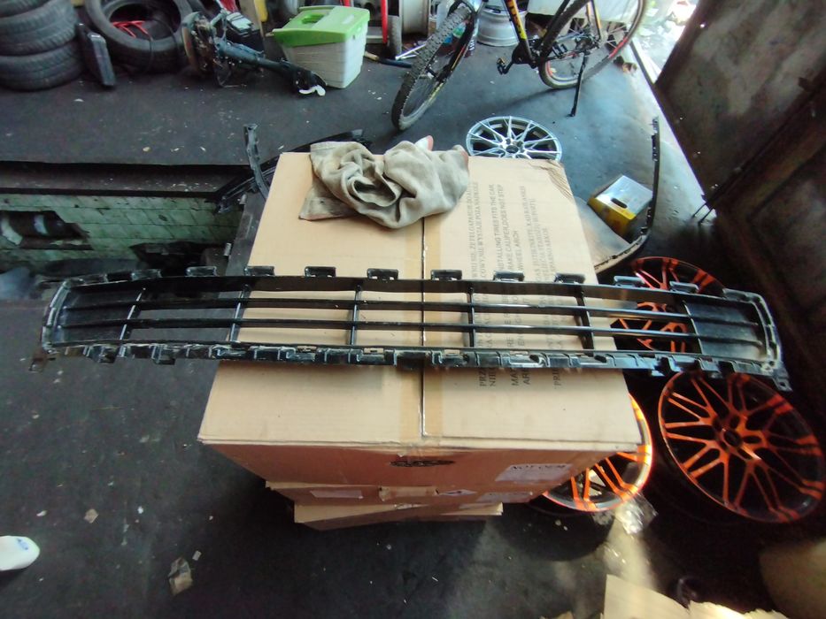 Части за Kia Sportige.