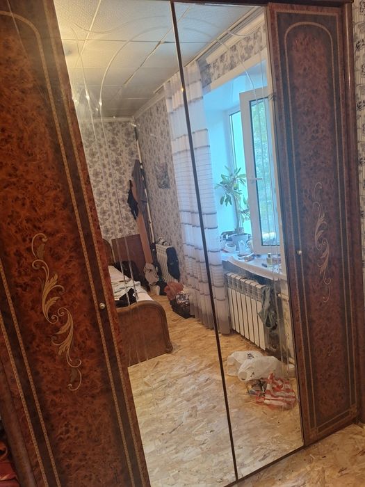 продажа российского шкафа
