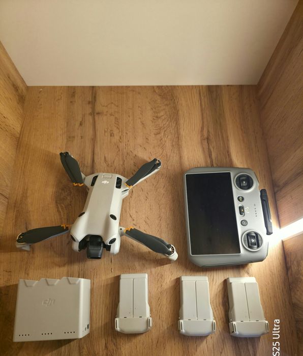 Dji mini 4 pro fly more combo plus+