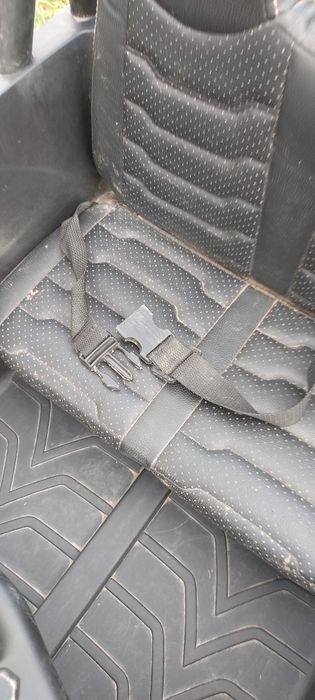 Vând Buggy! ideal pentru copii intre 4-8ani!