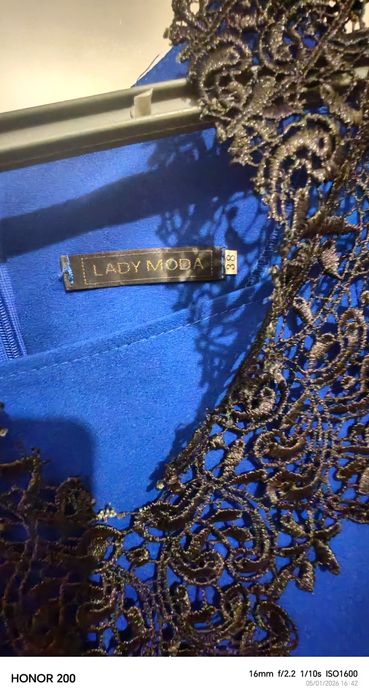 Платье вечерний продам