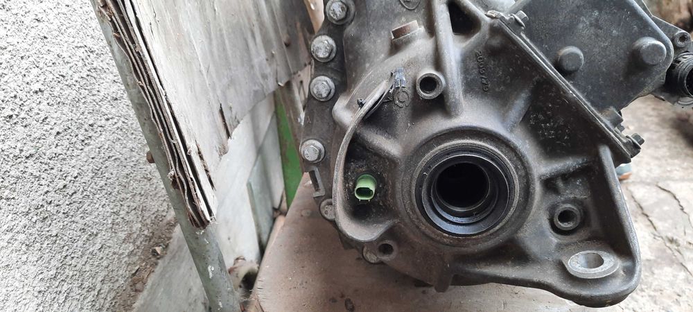 Заден Диференциал за Land Rover Discovery 4