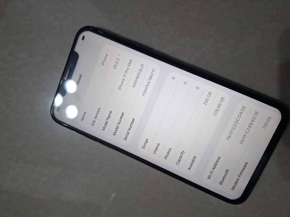 Iphone 11 Pro Max 256GB schimb cu Samsung