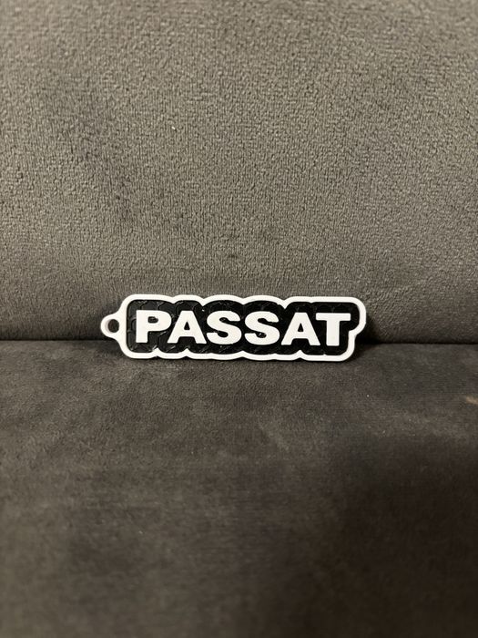 3д принтирани ключодържатели - VAG