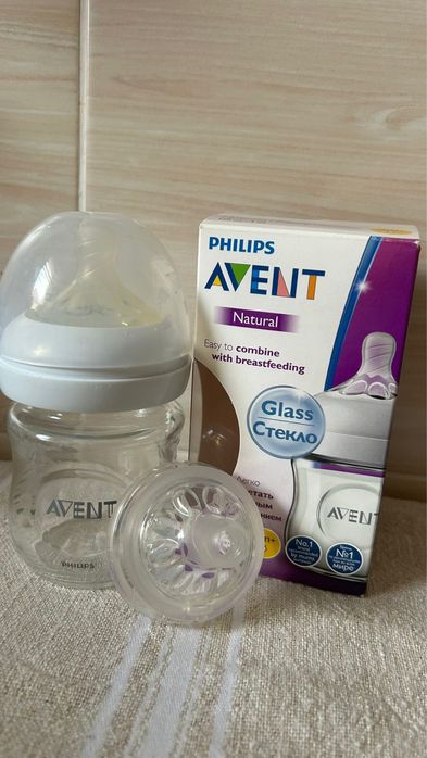 Pompa de san Philips Avent + accesorii