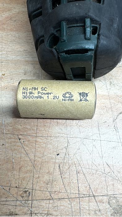 Reparatii Acumulator Li ion  Garantie 24 Luni