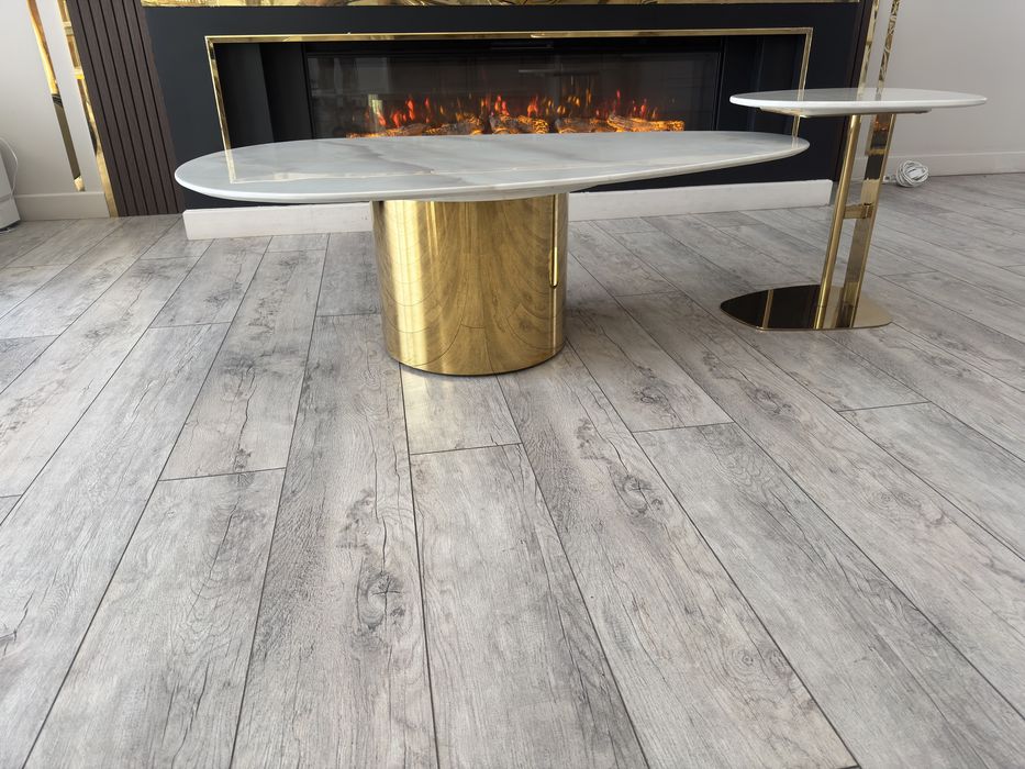 Продам столик в гастинную