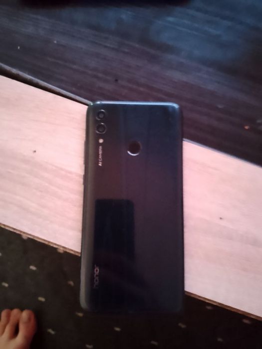 Arzonga Tel honor 10 lite 32tali