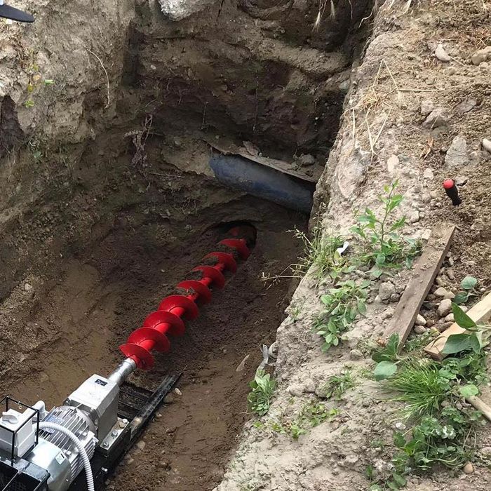 Subtraversari / Foraj orizontal pana la 220mm si 16 m lungime, racheta