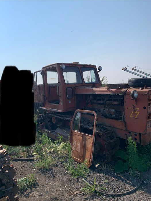 Продам два гусиницы