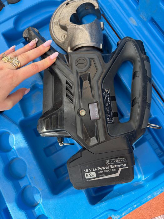 Presa Cembre B1300 clește de sertizare hidraulic fără fir