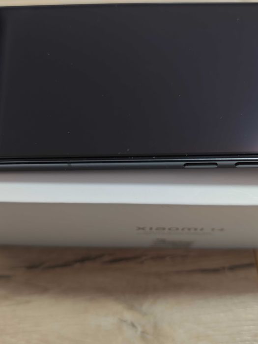 Xiaomi 14 512 gb 12 ram