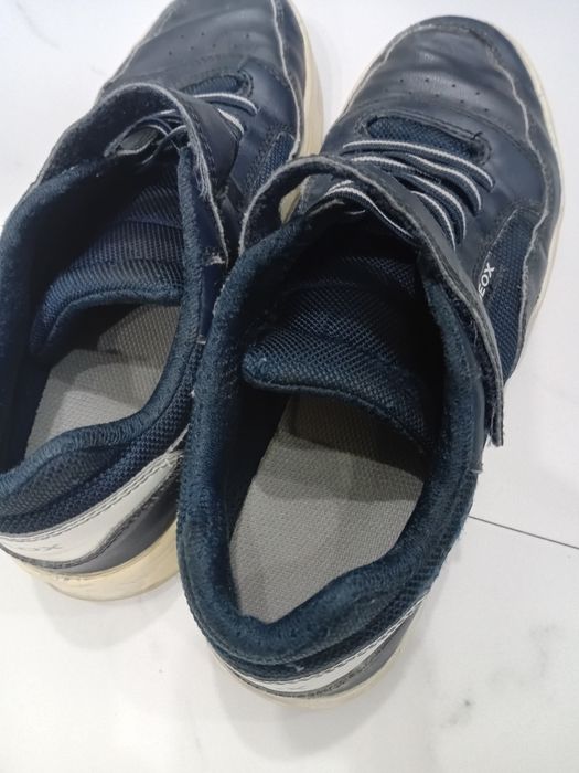 Кроссовки в хорошем состоянии