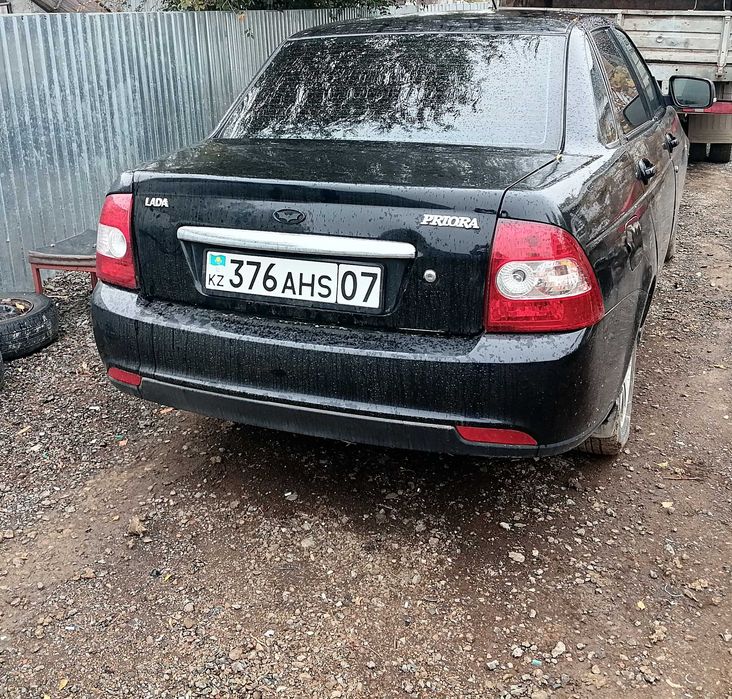 Продам Приору 2010