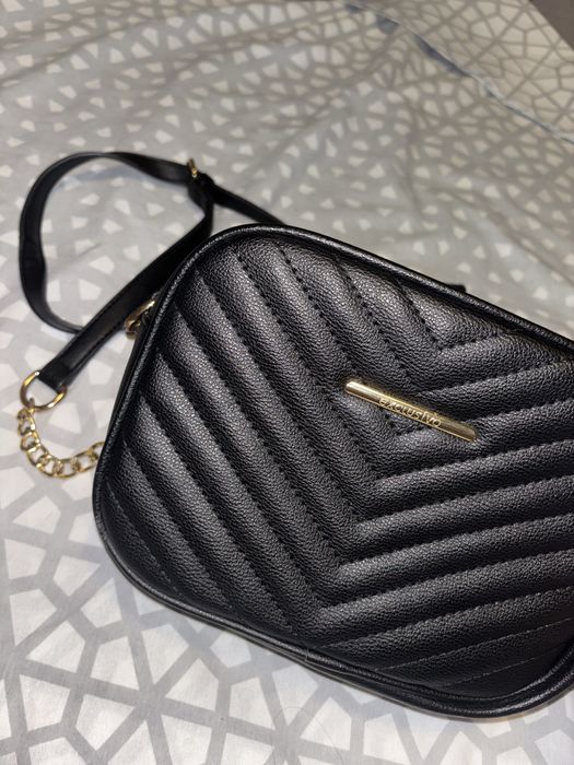 Черна чанта exclusivo