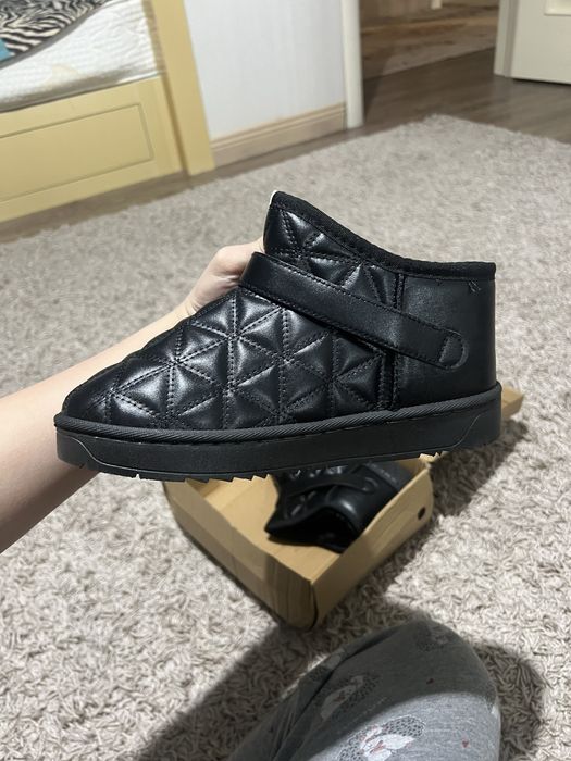 Угги женские , новые