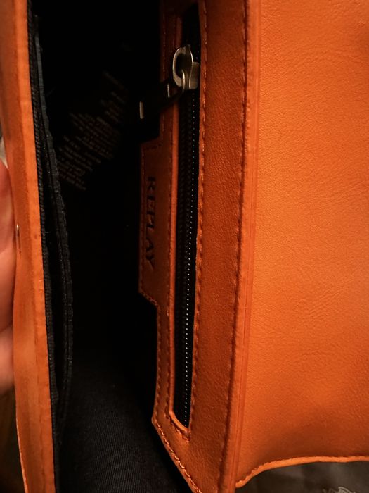 Дамска кожена чанта Replay