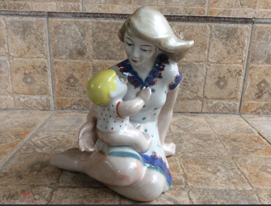 Статуэтки продам