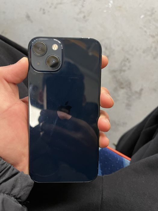 Айфон 13 срочно.