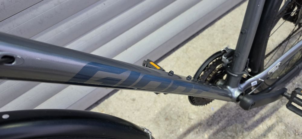 28" giant escape