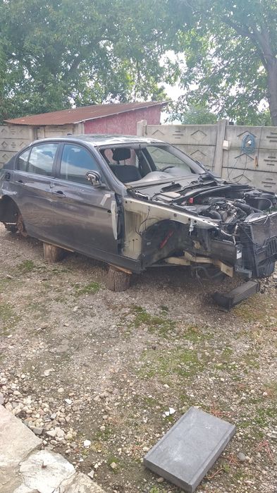 BMW Seria 3 0 — imagine 2
