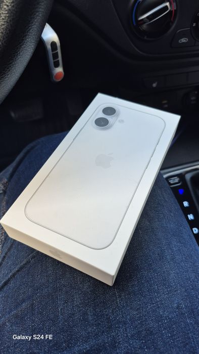 iPhone 17 256gb белый
