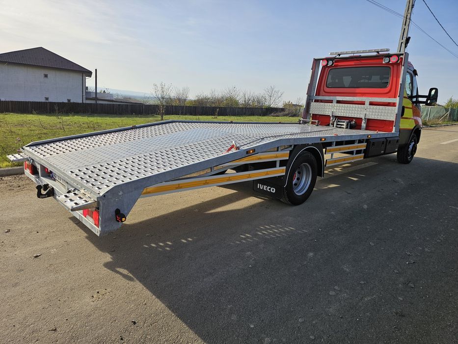 Platformă auto iveco