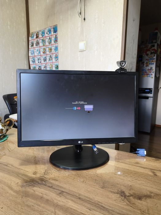 Монитор LG 22M38A