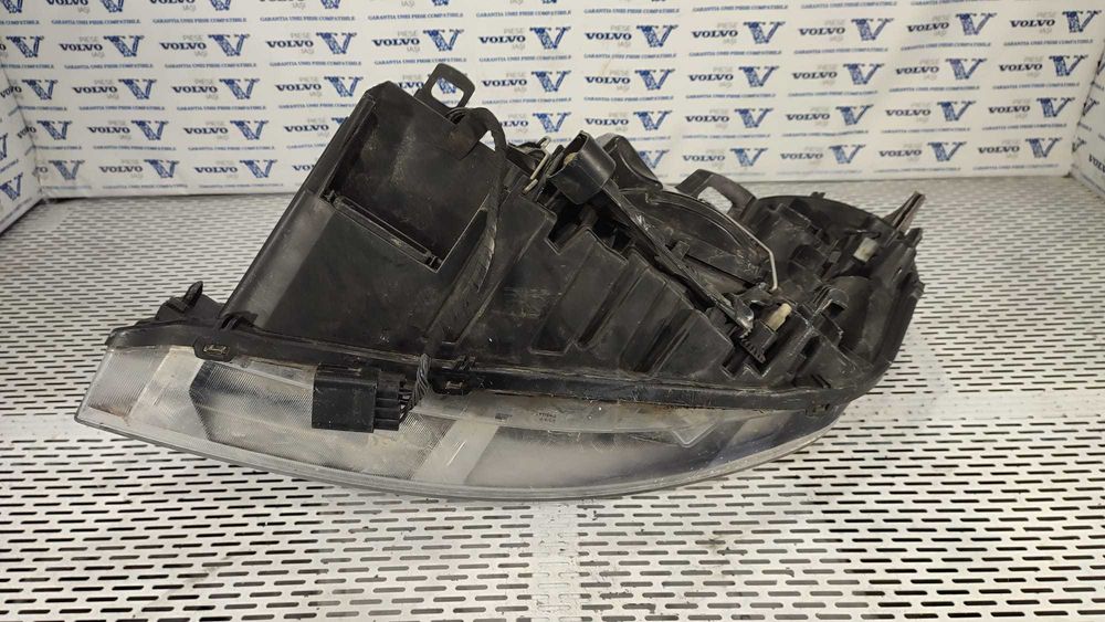 Far dreapta VOLVO XC60 2009-2013 halogen