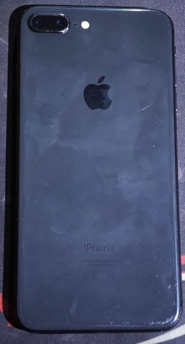 Продам iPhone 8 plus 64GB